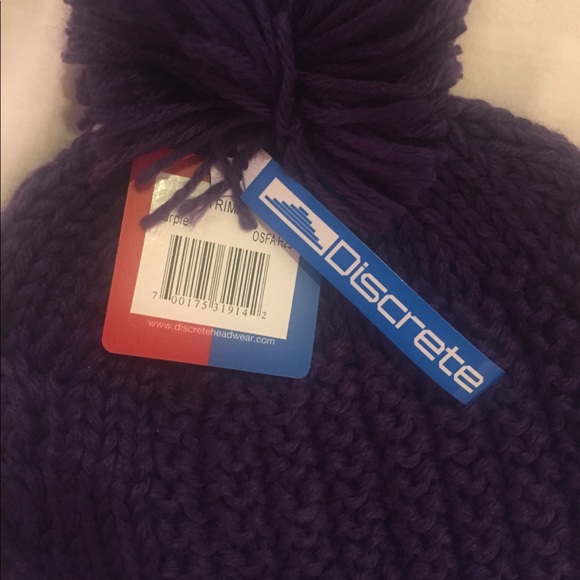 Discrete purple pom pom knit beanie - Picture 5 of 5